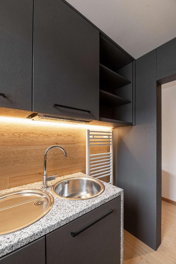 2 Abeti Garden Apartment Madonna Esterno foto